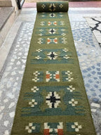 Maroon Volkskuns Kilim Tapytloper – Artisanaal-geweefde Wol Jute Mat, Volgens Maat Gemaak