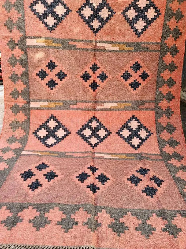 Houtskool Juweelkleurige Kilim Dhurrie – Handgeweefde Wol Jute Pronkmat