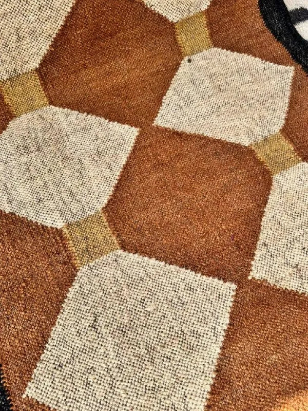 Handmade Rust Brown Kilim Runner – Beige Diamond Chains