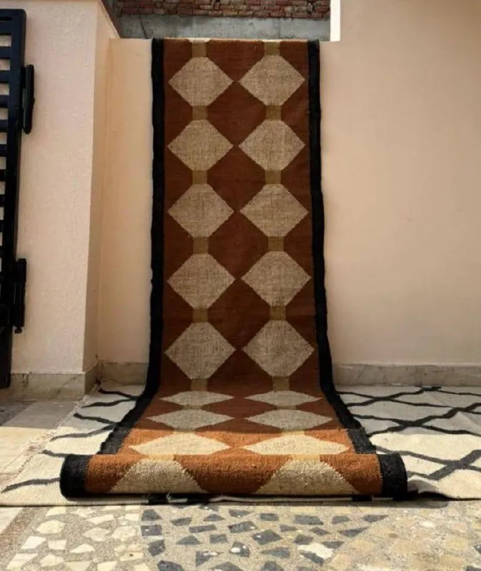 Maroon Volkskuns Kilim Tapytloper – Artisanaal-geweefde Wol Jute Mat, Volgens Maat Gemaak