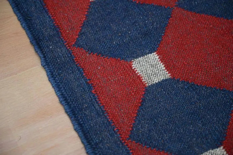 Handmade Wool & Jute Kilim Runner – Red & Navy Polygon Design
