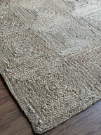 Handgevlegte Chevron Jute-mat – Beige en wit geometriese natuurlike veselmat