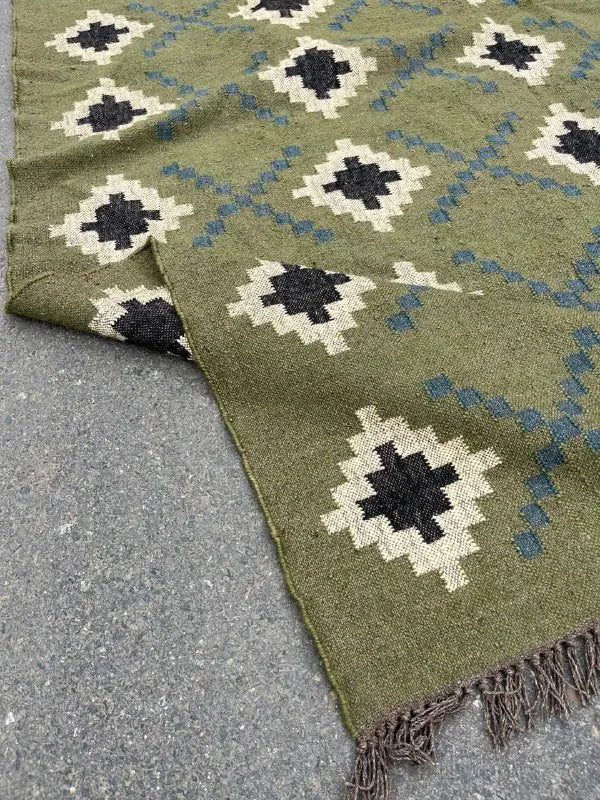 Houtskool Juweelkleurige Kilim Dhurrie – Handgeweefde Wol Jute Pronkmat