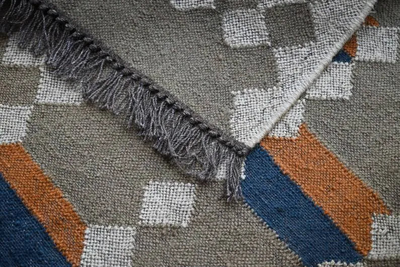Handmade Wool & Jute Kilim Runner – Taupe Diamond Design