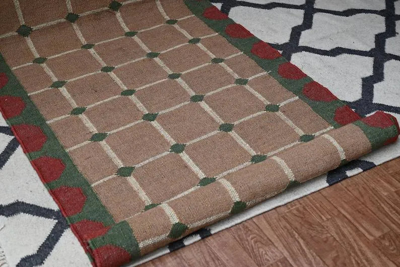 Handmade Grid Kilim Runner – Taupe with Green & Red