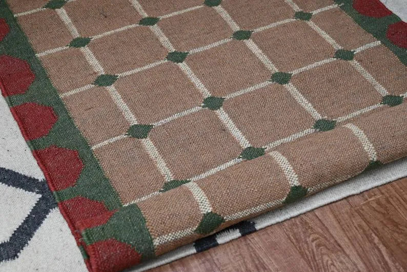 Handmade Grid Kilim Runner – Taupe with Green & Red